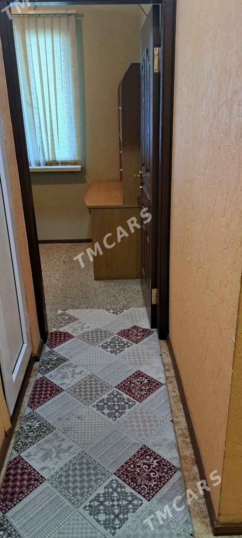Мир 1 4/4 этаж 2 ком - Ашхабад - img 2