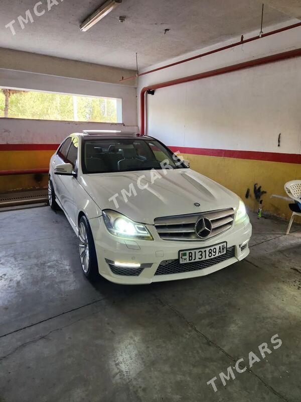 Mercedes-Benz C350 2010 - 200 000 TMT - Ашхабад - img 6