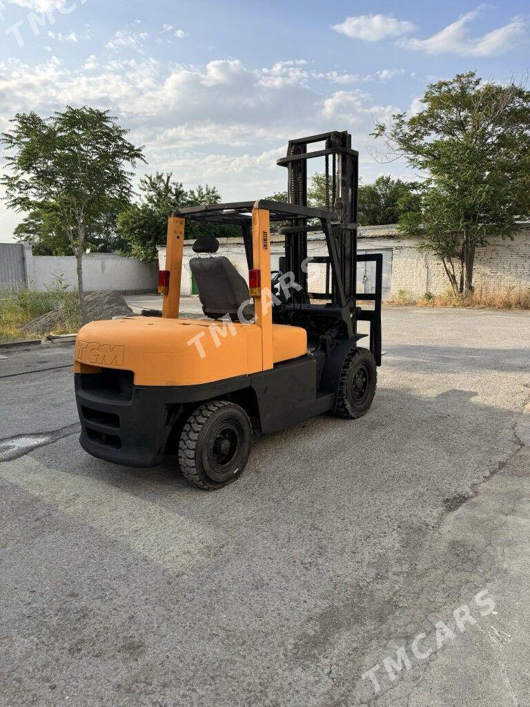 Kara Forklift 2001 - 290 000 TMT - Änew - img 3