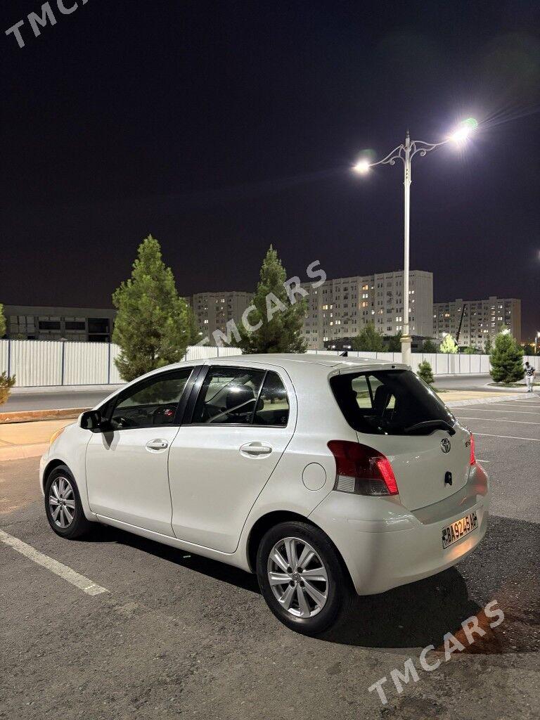 Toyota Yaris 2010 - 115 000 TMT - Ашхабад - img 4