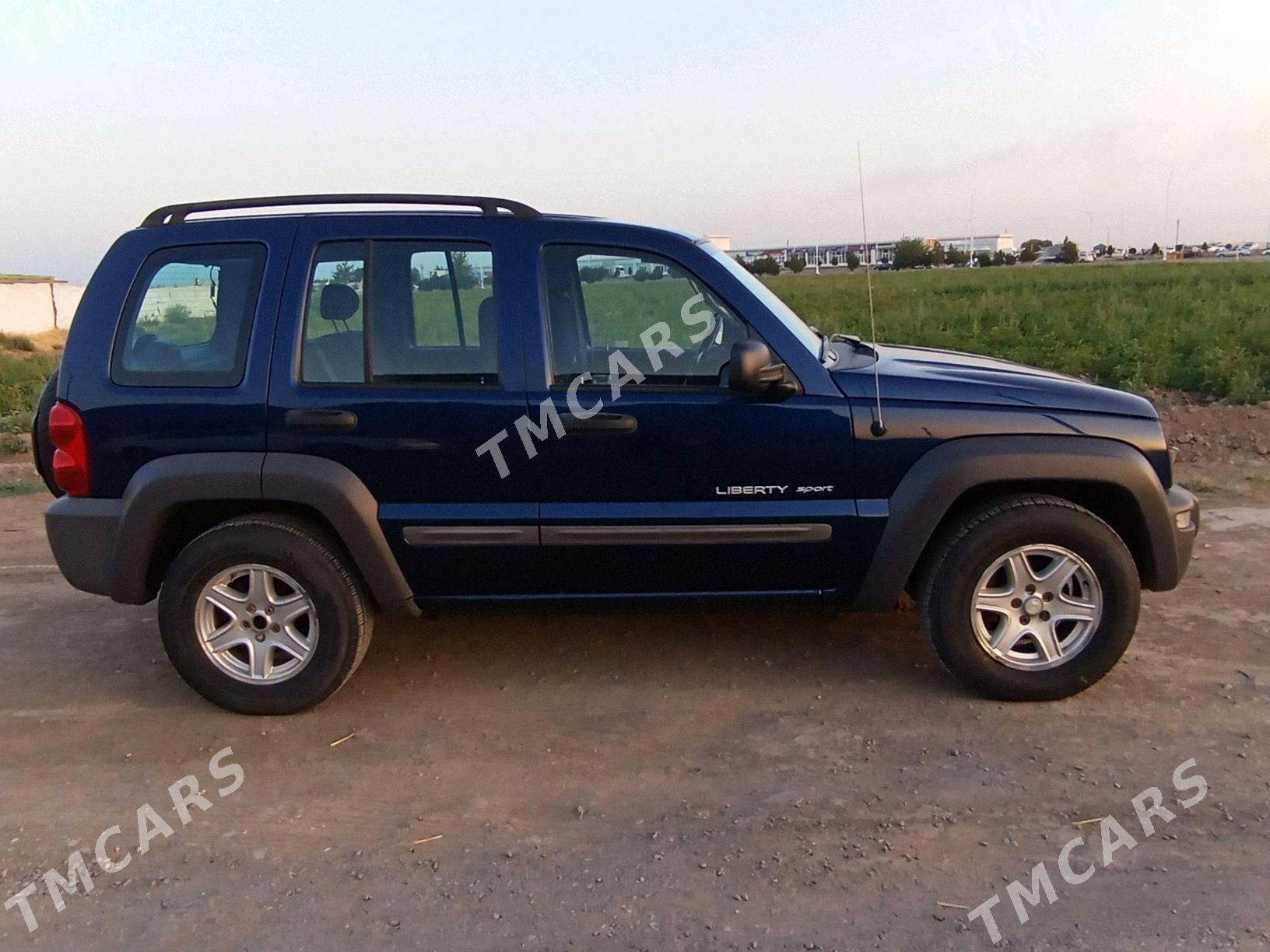 Jeep Liberty 2003 - 170 000 TMT - Туркменабат - img 3