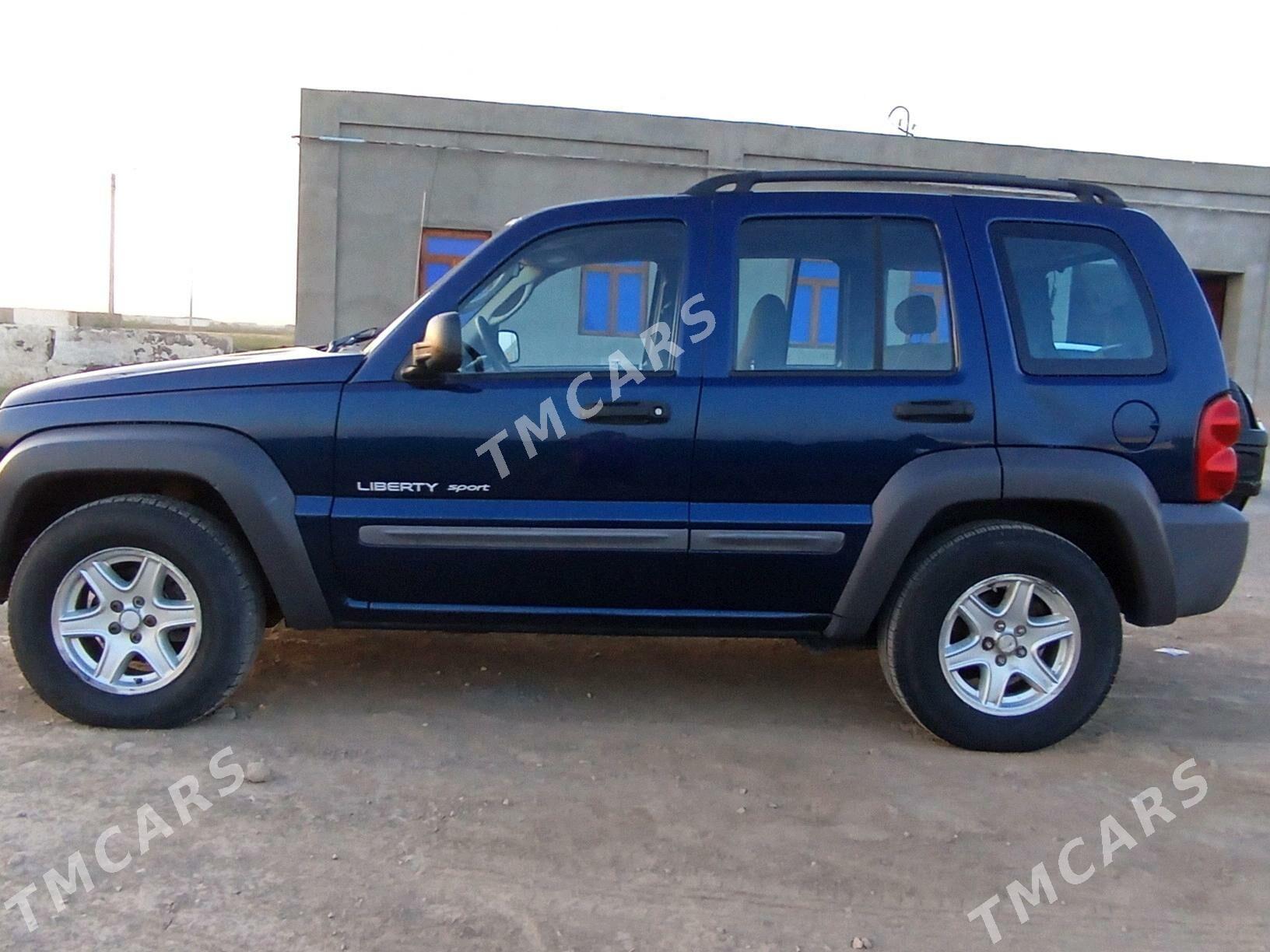 Jeep Liberty 2003 - 170 000 TMT - Туркменабат - img 4