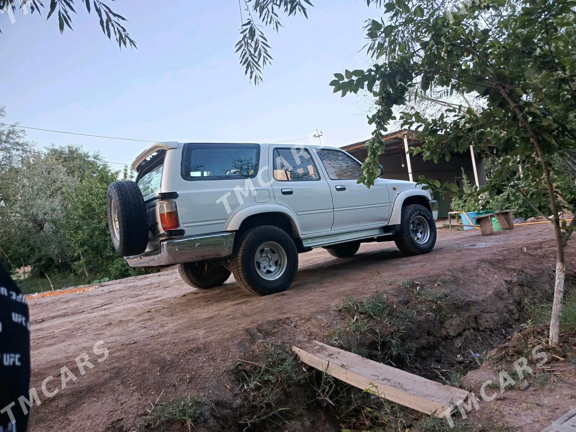 Toyota Hilux 1993 - 62 000 TMT - Кёнеургенч - img 4