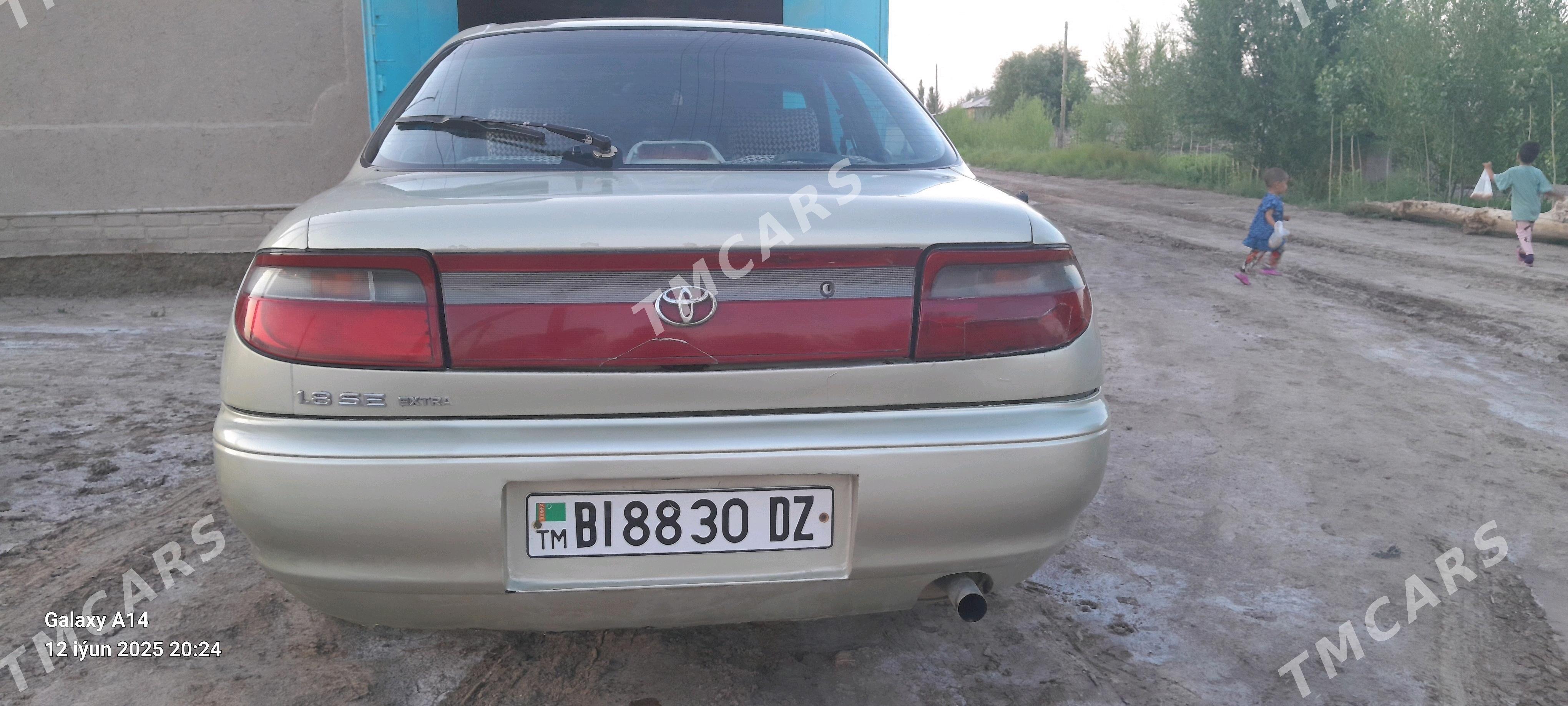Toyota Carina 1995 - 45 000 TMT - етр. Туркменбаши - img 5