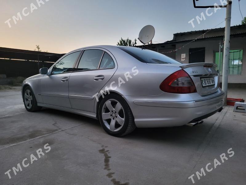 Mercedes-Benz E500 2002 - 160 000 TMT - Änew - img 2