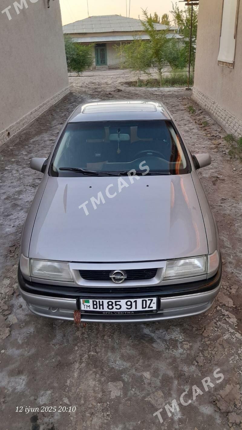 Opel Vectra 1995 - 55 000 TMT - Гурбансолтан Едже - img 3