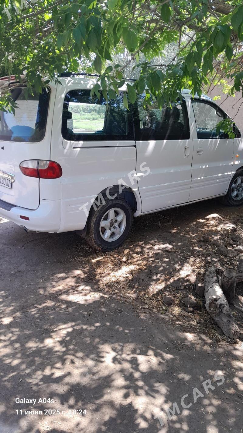 Hyundai H-1 2002 - 60 000 TMT - Дашогуз - img 4