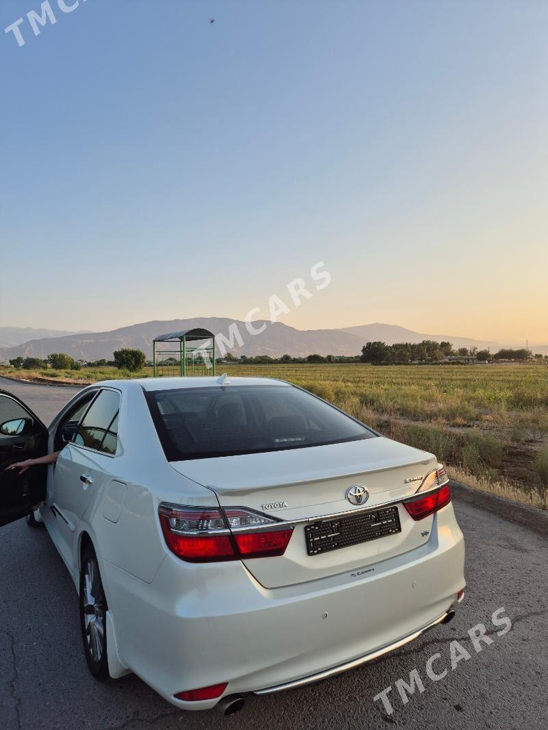 Toyota Camry 2017 - 430 000 TMT - Бузмеин - img 3