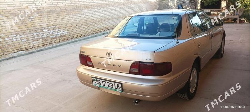 Toyota Camry 1996 - 85 000 TMT - Керки - img 3