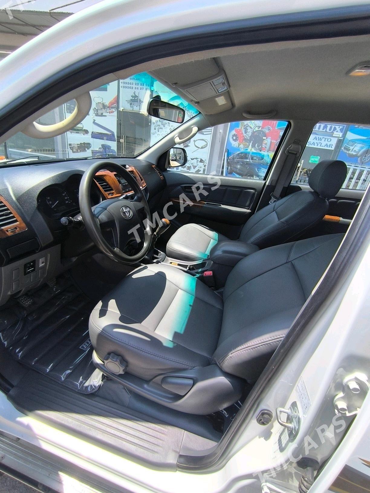 Toyota Hilux 2014 - 365 000 TMT - Mary - img 6