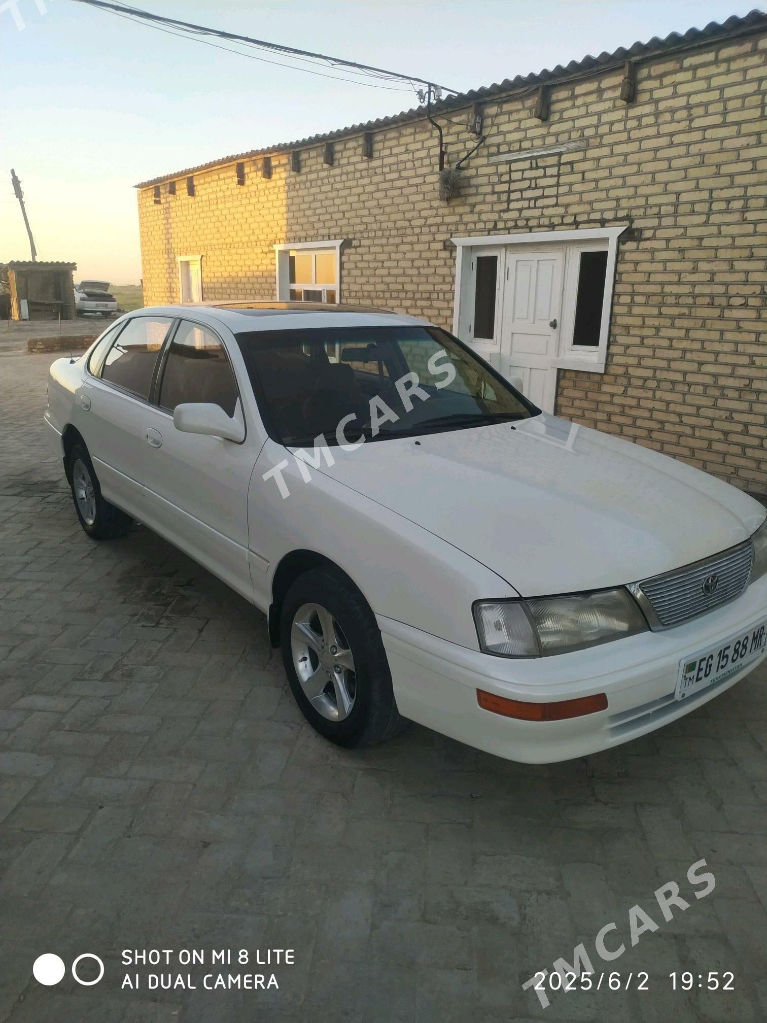 Toyota Avalon 1995 - 135 000 TMT - Ýolöten - img 2