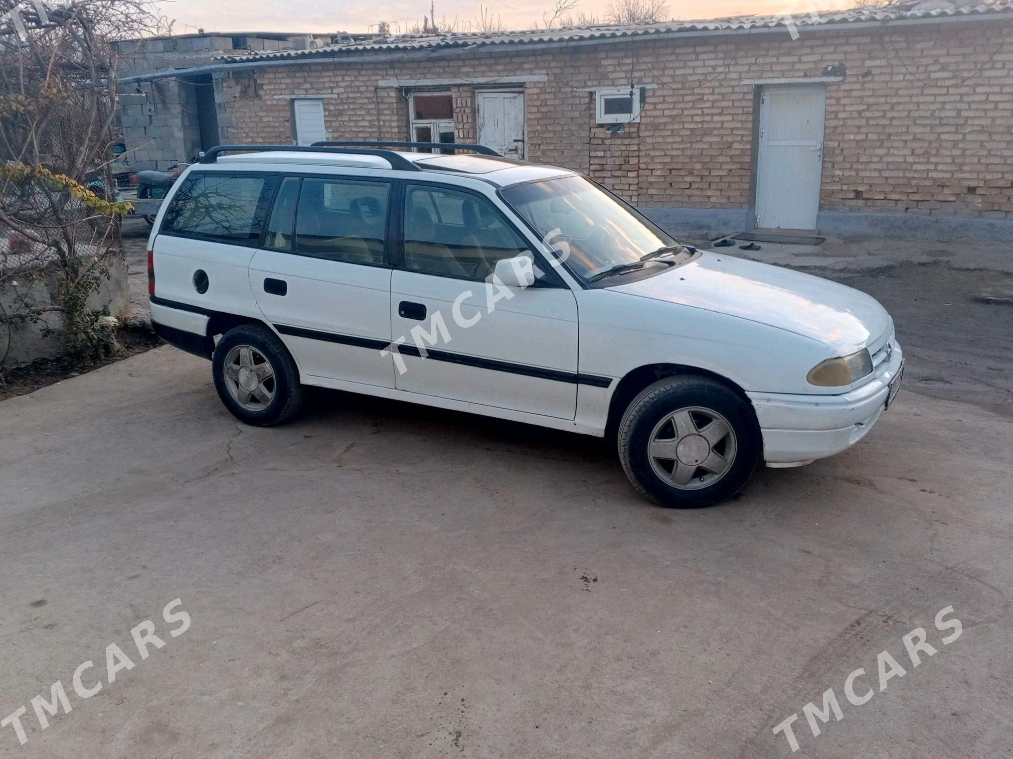 Opel Astra 1992 - 35 000 TMT - Махтумкули - img 3