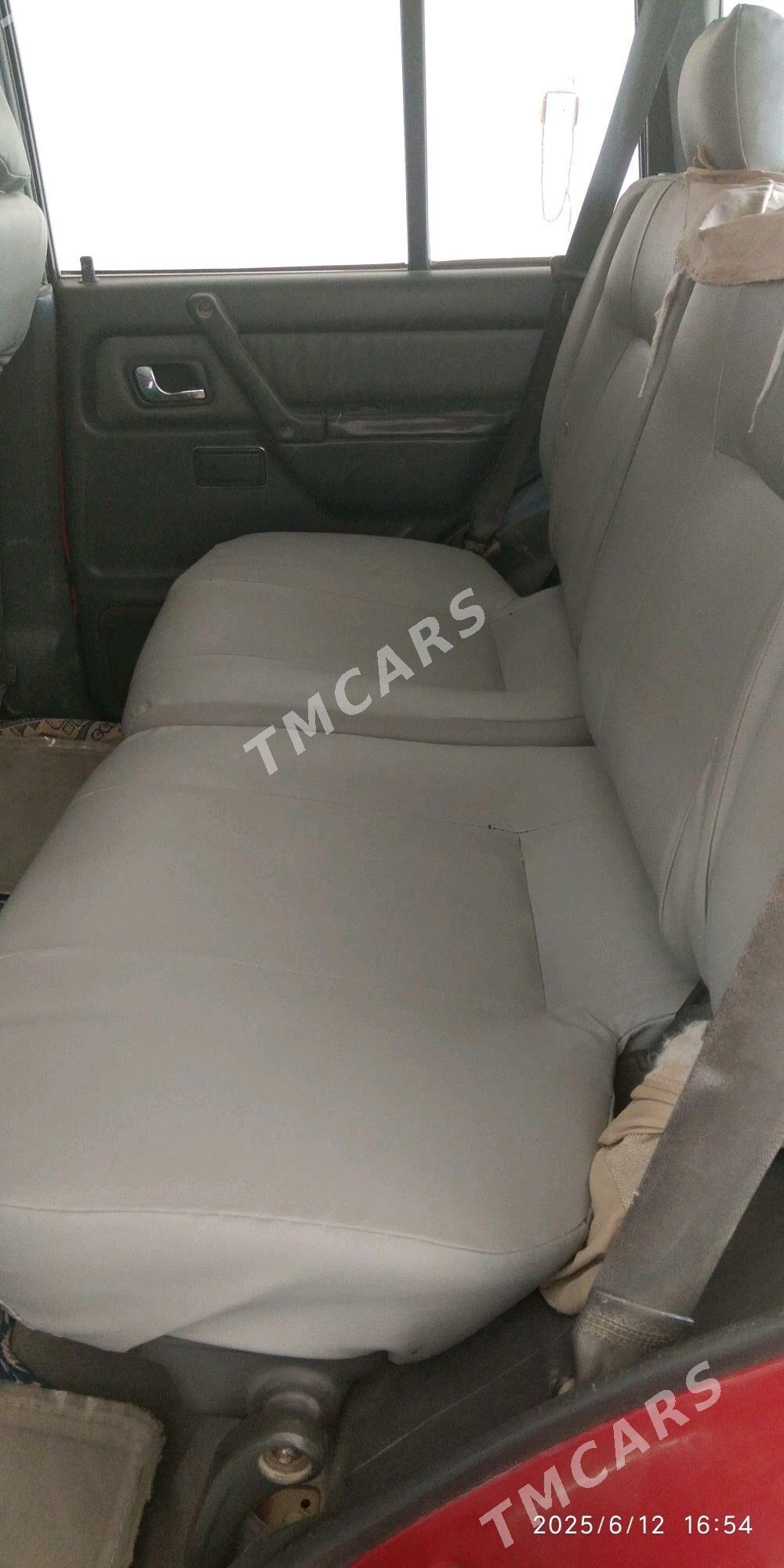Mitsubishi Pajero 1996 - 70 000 TMT - Esenguly - img 7