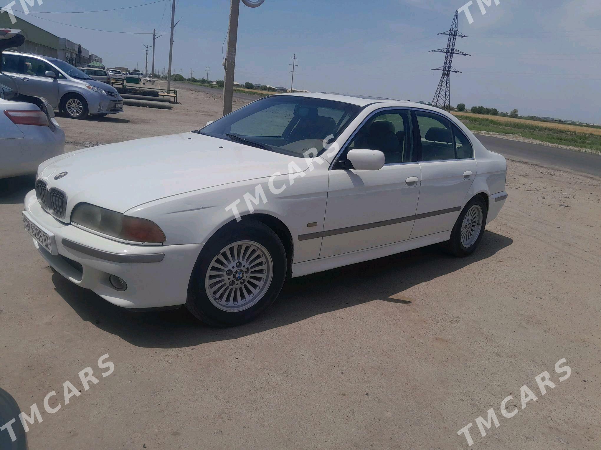 BMW 528 2000 - 70 000 TMT - Акдепе - img 2
