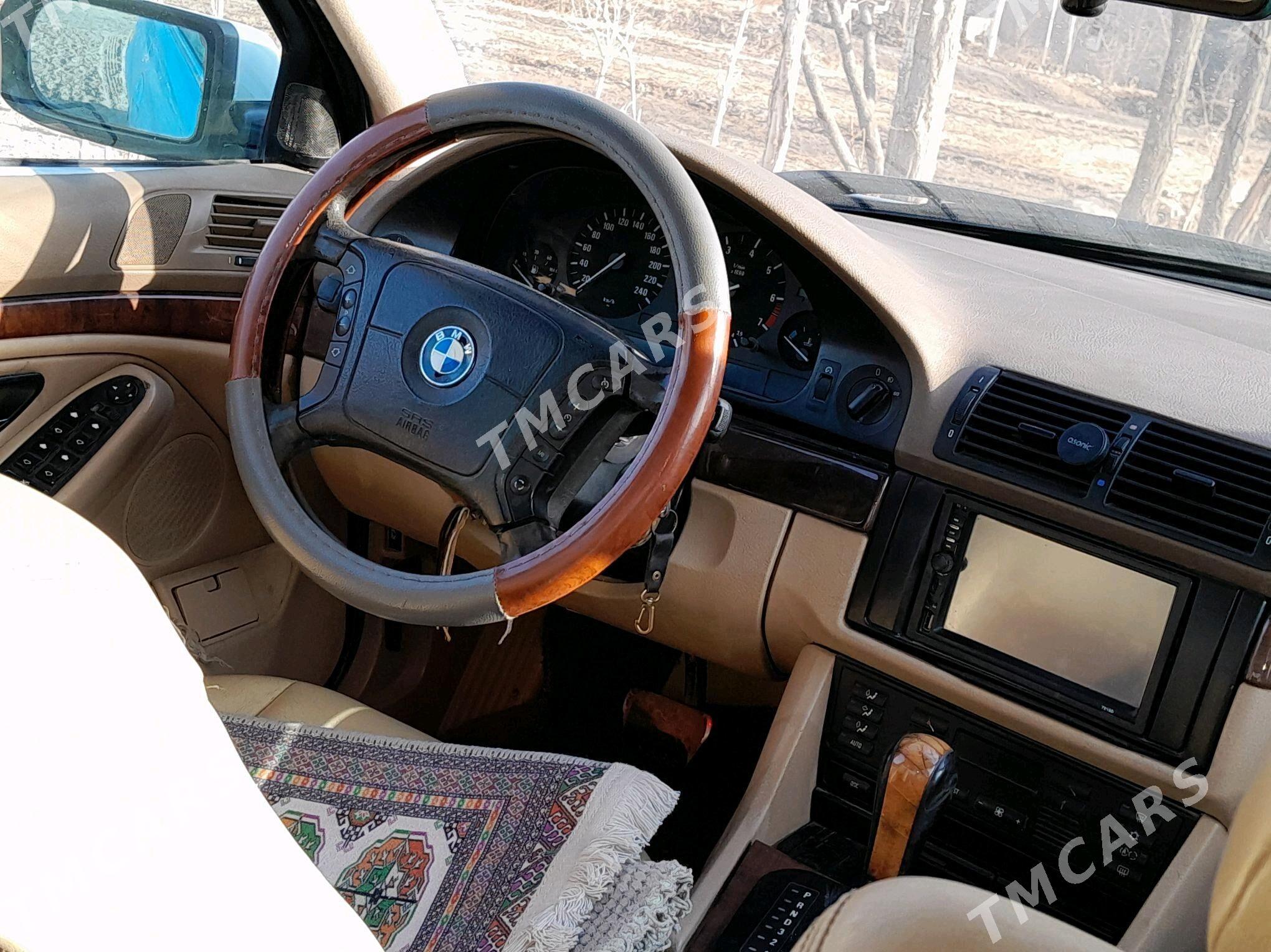 BMW 528 2000 - 70 000 TMT - Акдепе - img 4