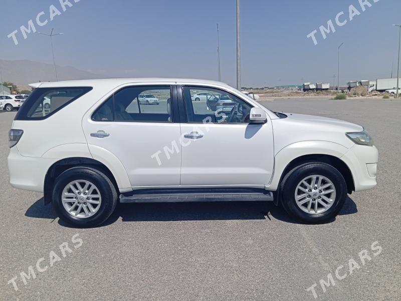 Toyota Fortuner 2012 - 335 000 TMT - Гёкдепе - img 5