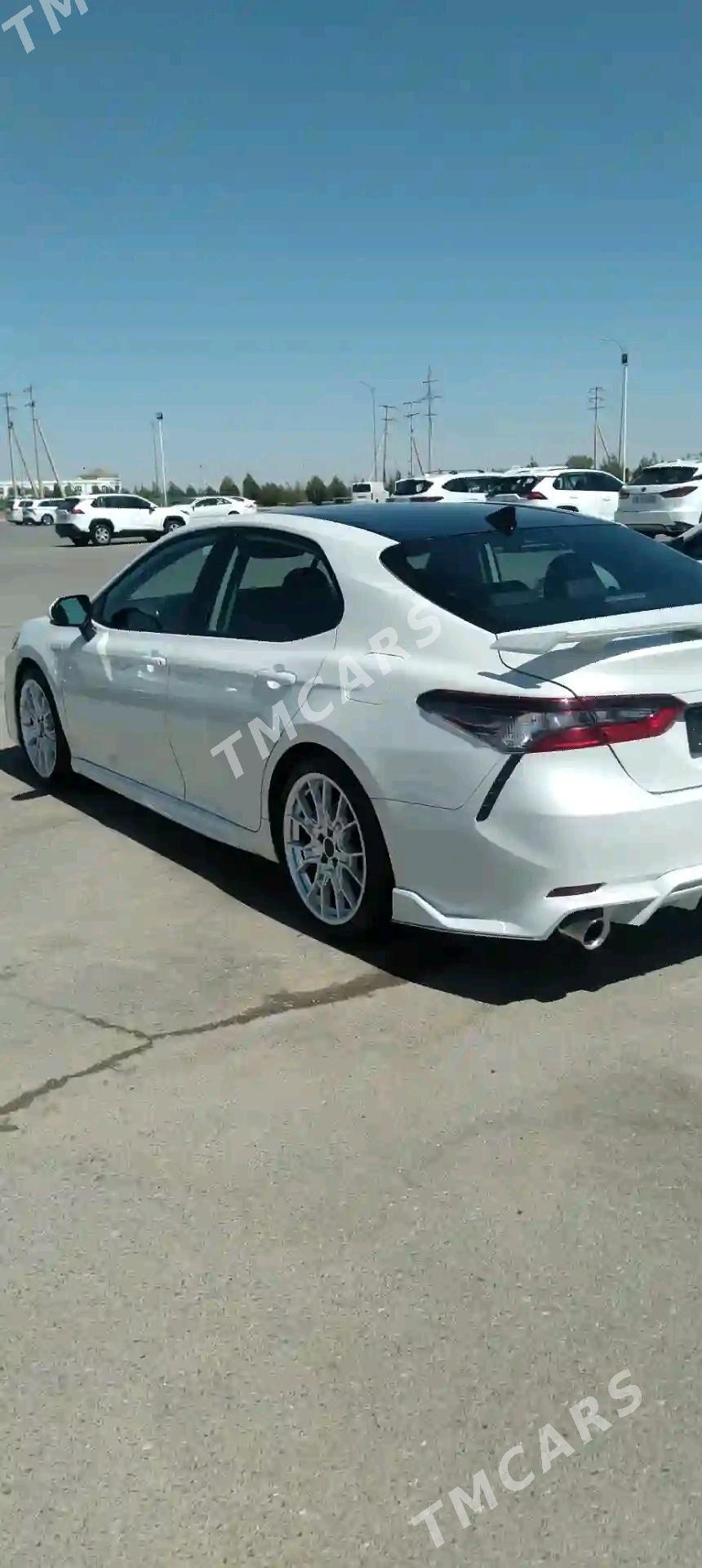 Toyota Camry 2022 - 355 000 TMT - Ашхабад - img 3