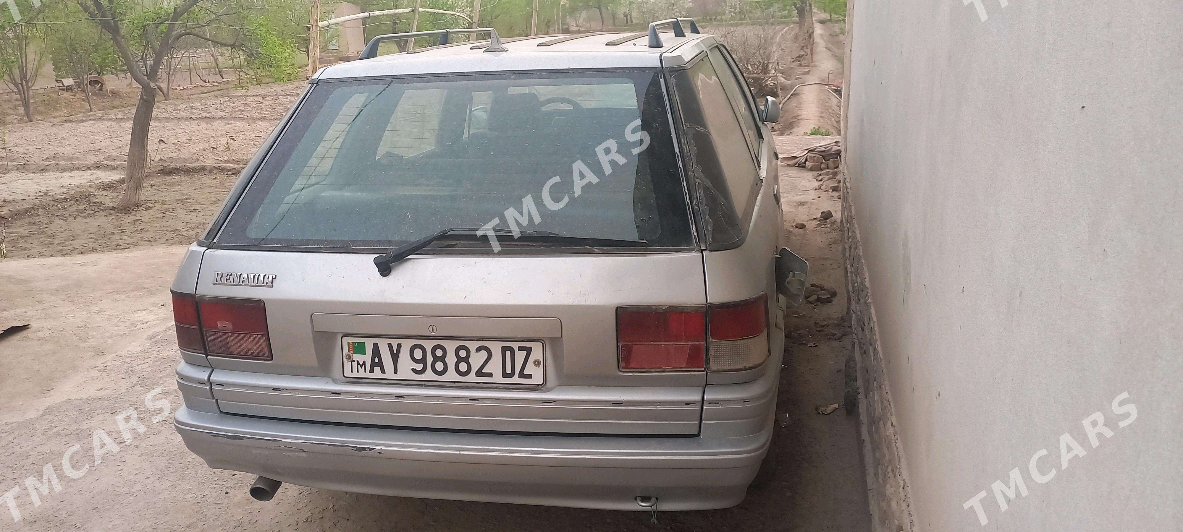 Renault Megane 2 1993 - 20 000 TMT - Дашогуз - img 3