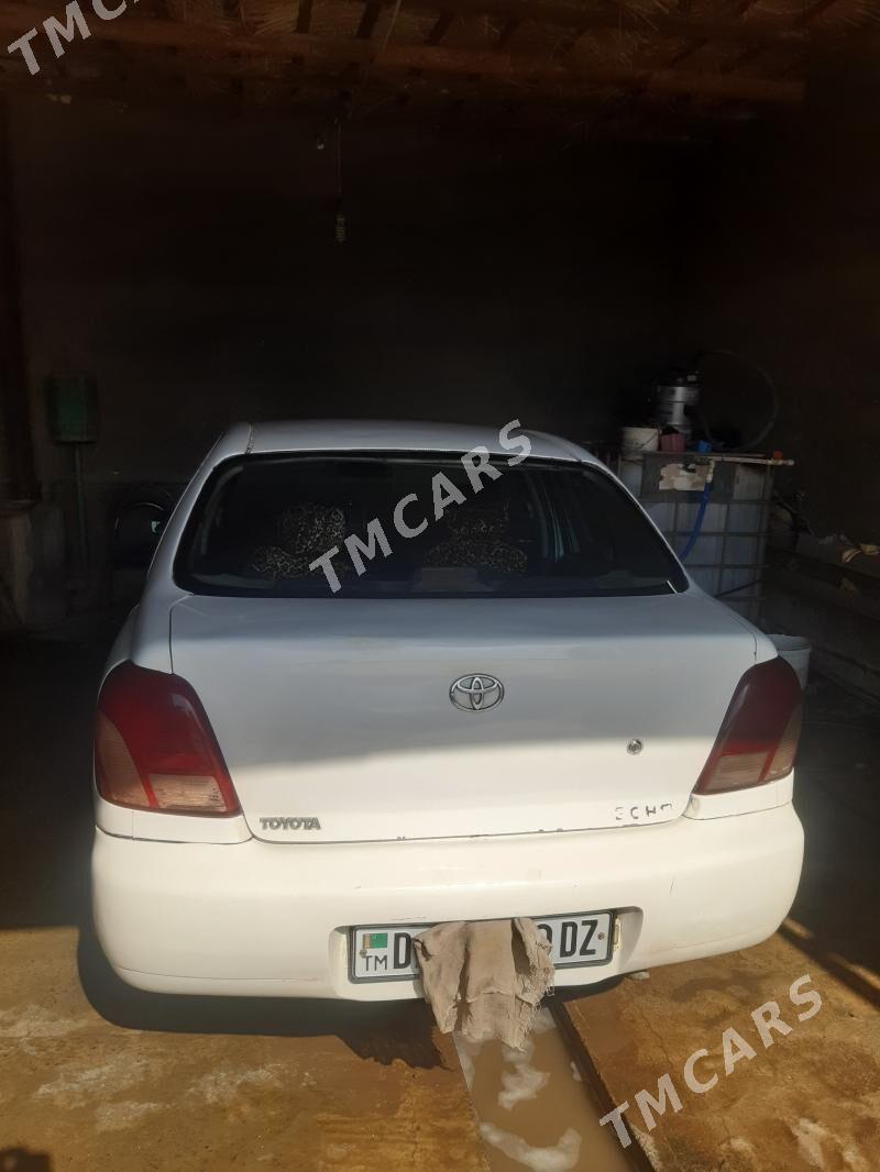 Toyota Echo 2000 - 50 000 TMT - Гороглы (Тагта) - img 2