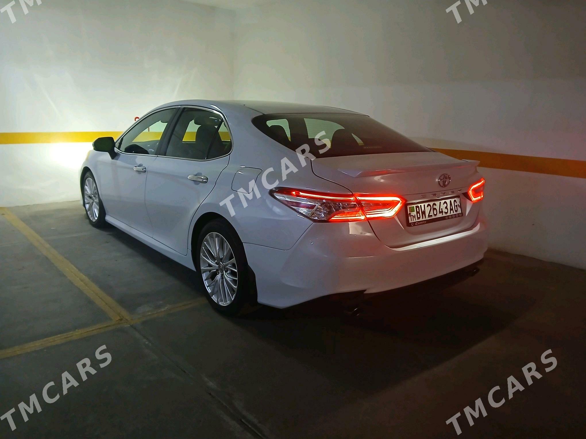 Toyota Camry 2018 - 318 000 TMT - Aşgabat - img 6