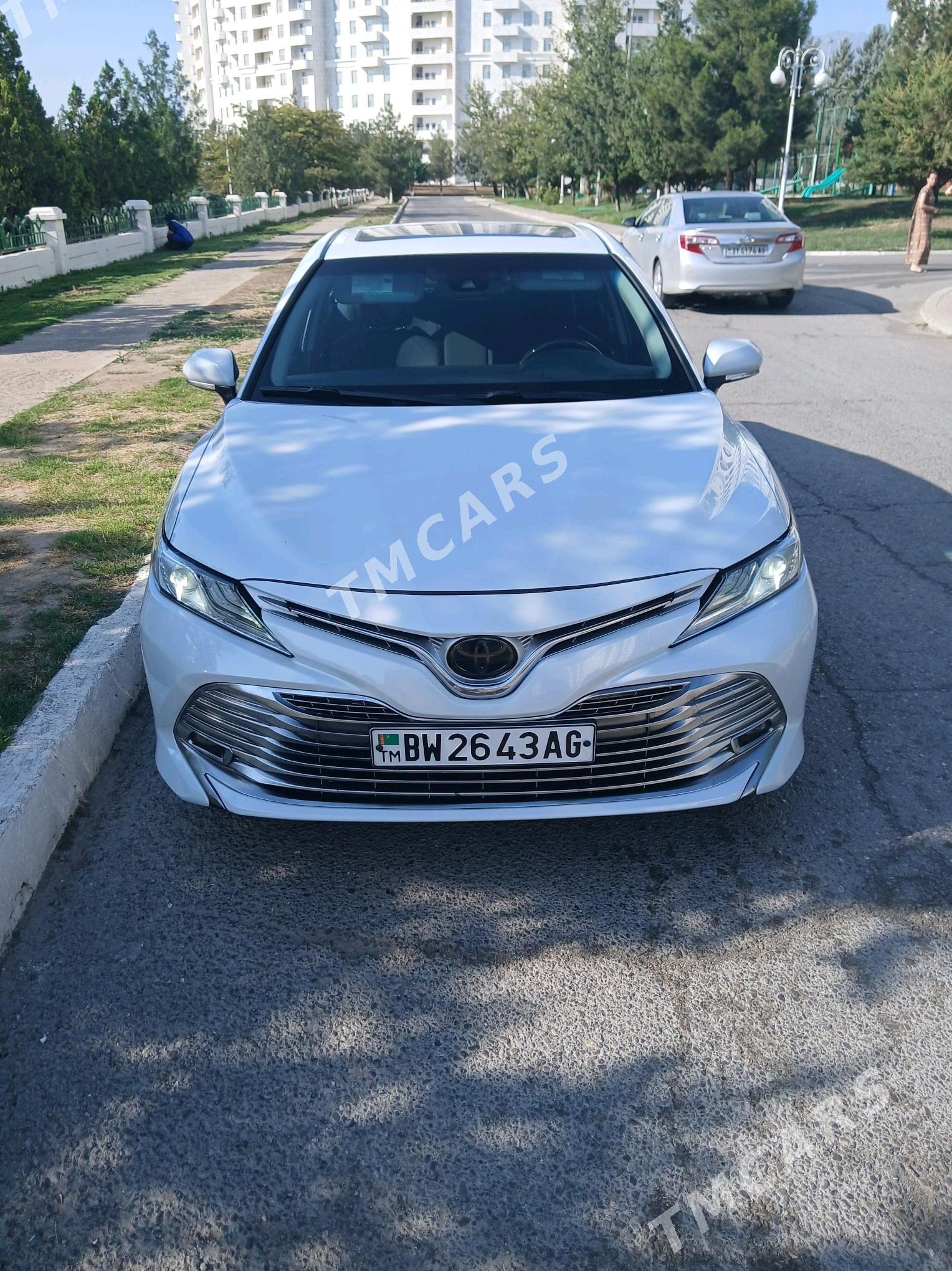 Toyota Camry 2018 - 318 000 TMT - Aşgabat - img 3