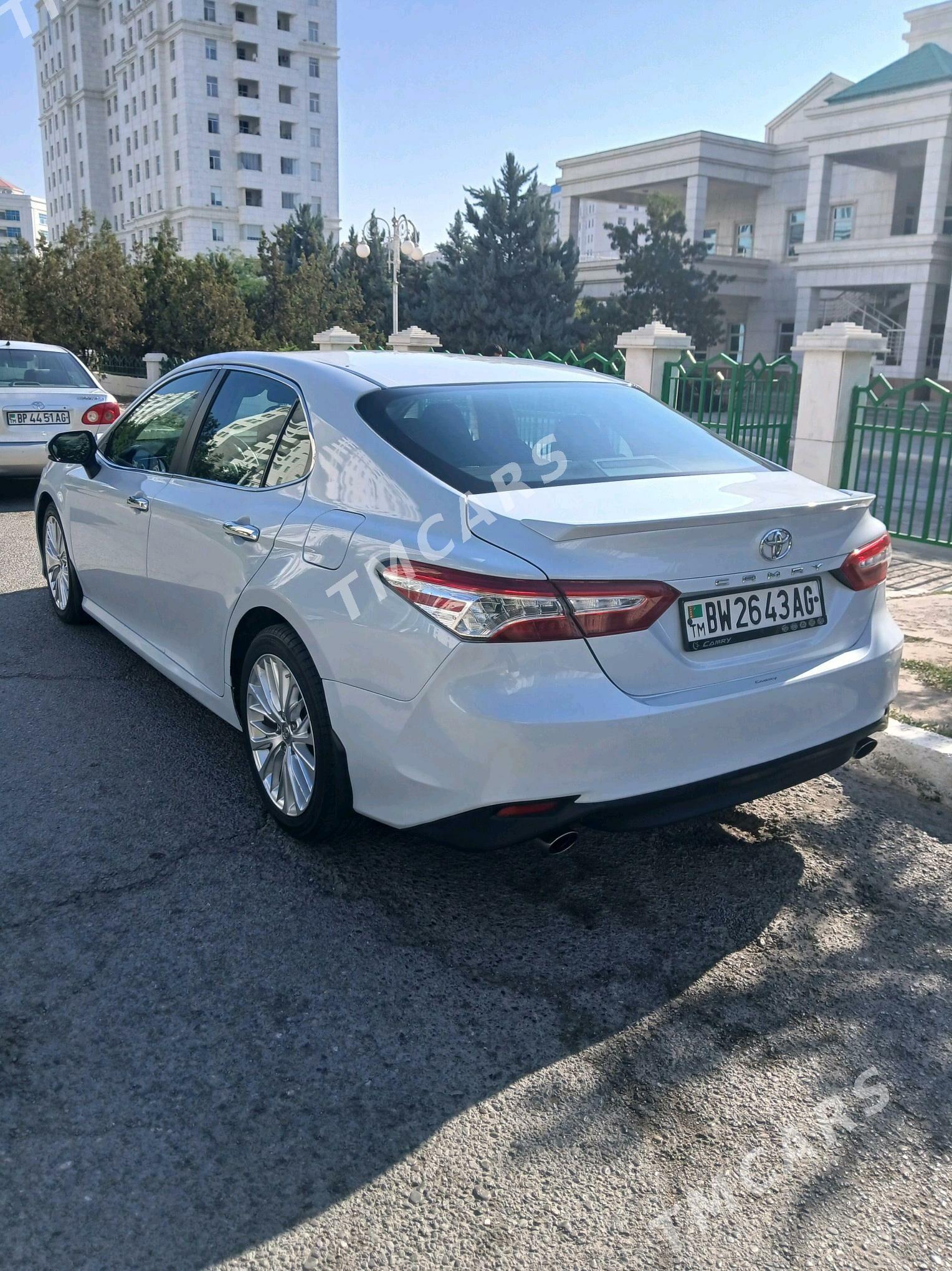 Toyota Camry 2018 - 318 000 TMT - Aşgabat - img 5