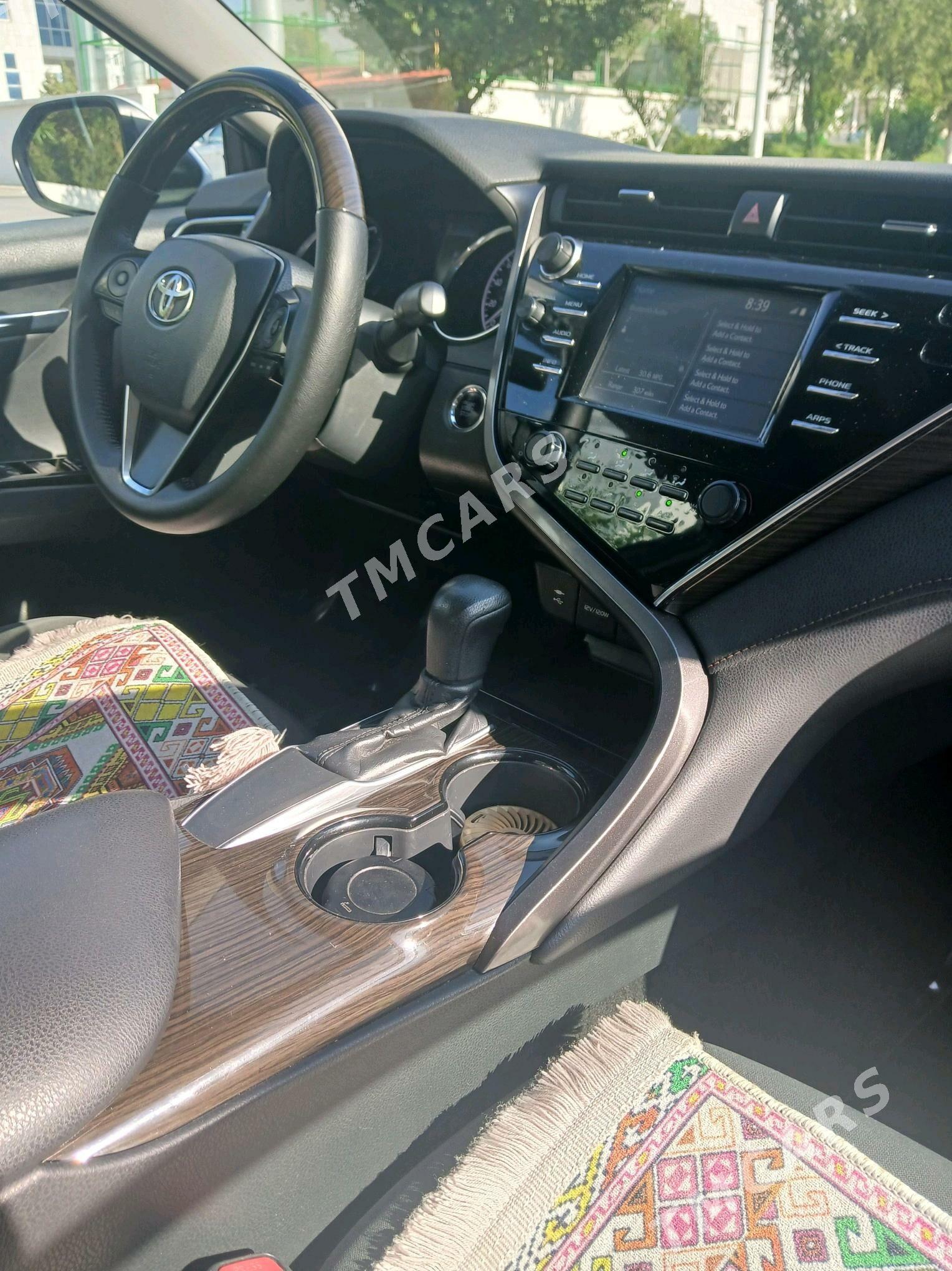 Toyota Camry 2018 - 318 000 TMT - Aşgabat - img 2