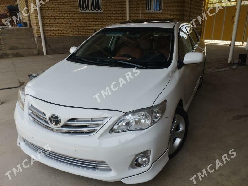 Toyota Corolla 2013 - 180 000 TMT - Теджен - img 3