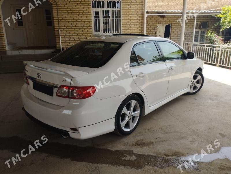 Toyota Corolla 2013 - 180 000 TMT - Теджен - img 4