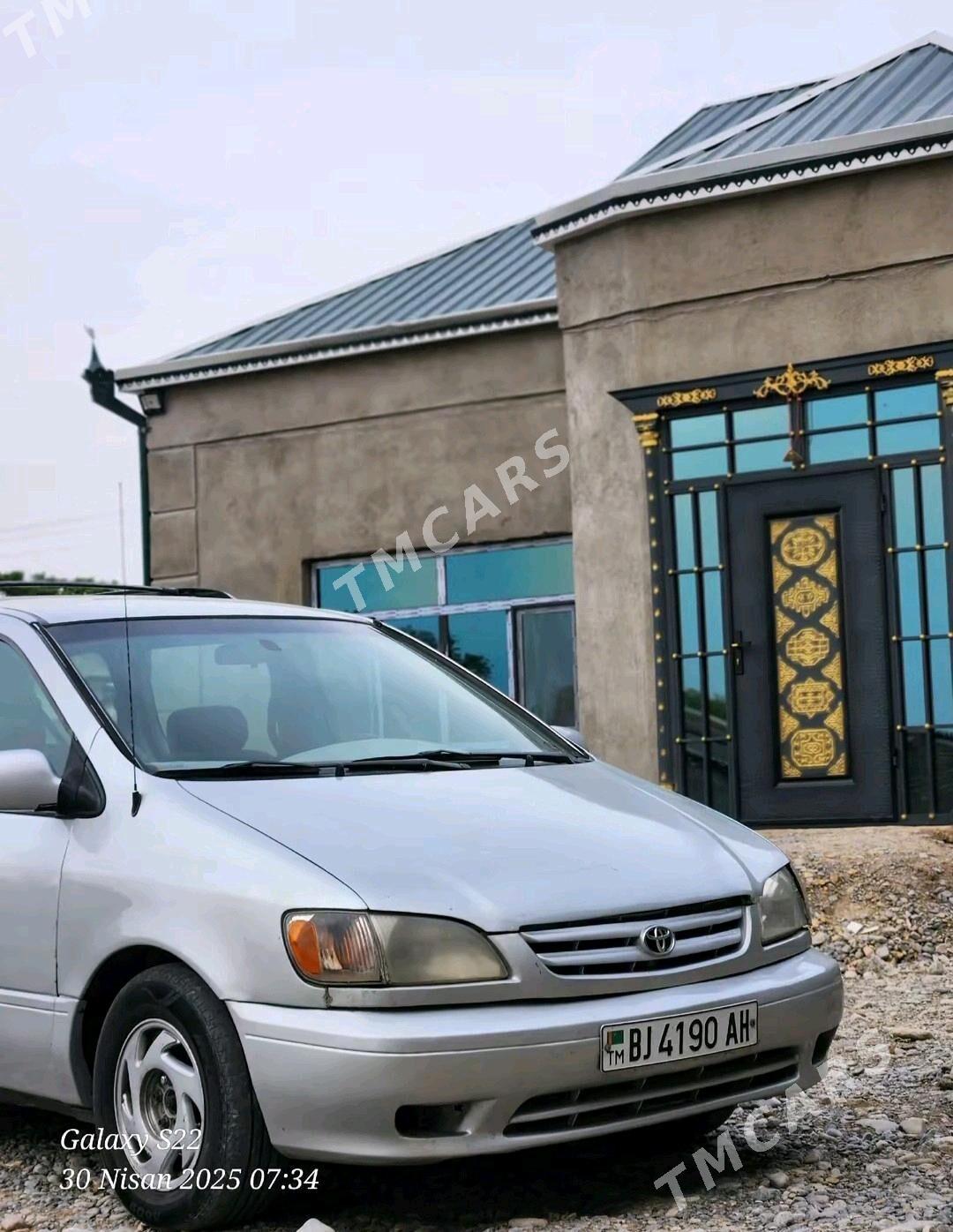 Toyota Sienna 2002 - 130 000 TMT - Kaka - img 8