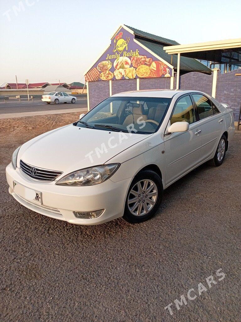 Toyota Camry 2002 - 150 000 TMT - Мары - img 3