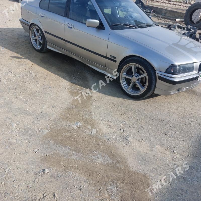 BMW 325 1991 - 46 000 TMT - Бахарден - img 3