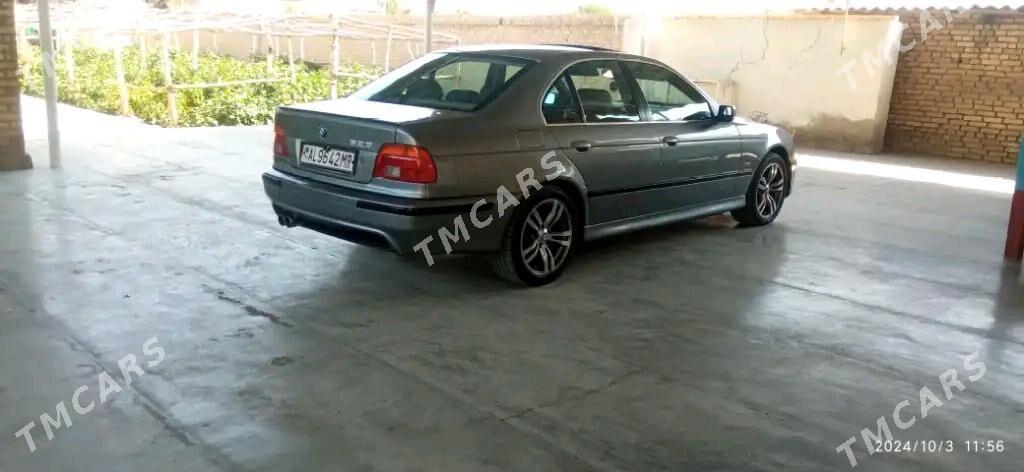 BMW 525 2003 - 130 000 TMT - Mary - img 2