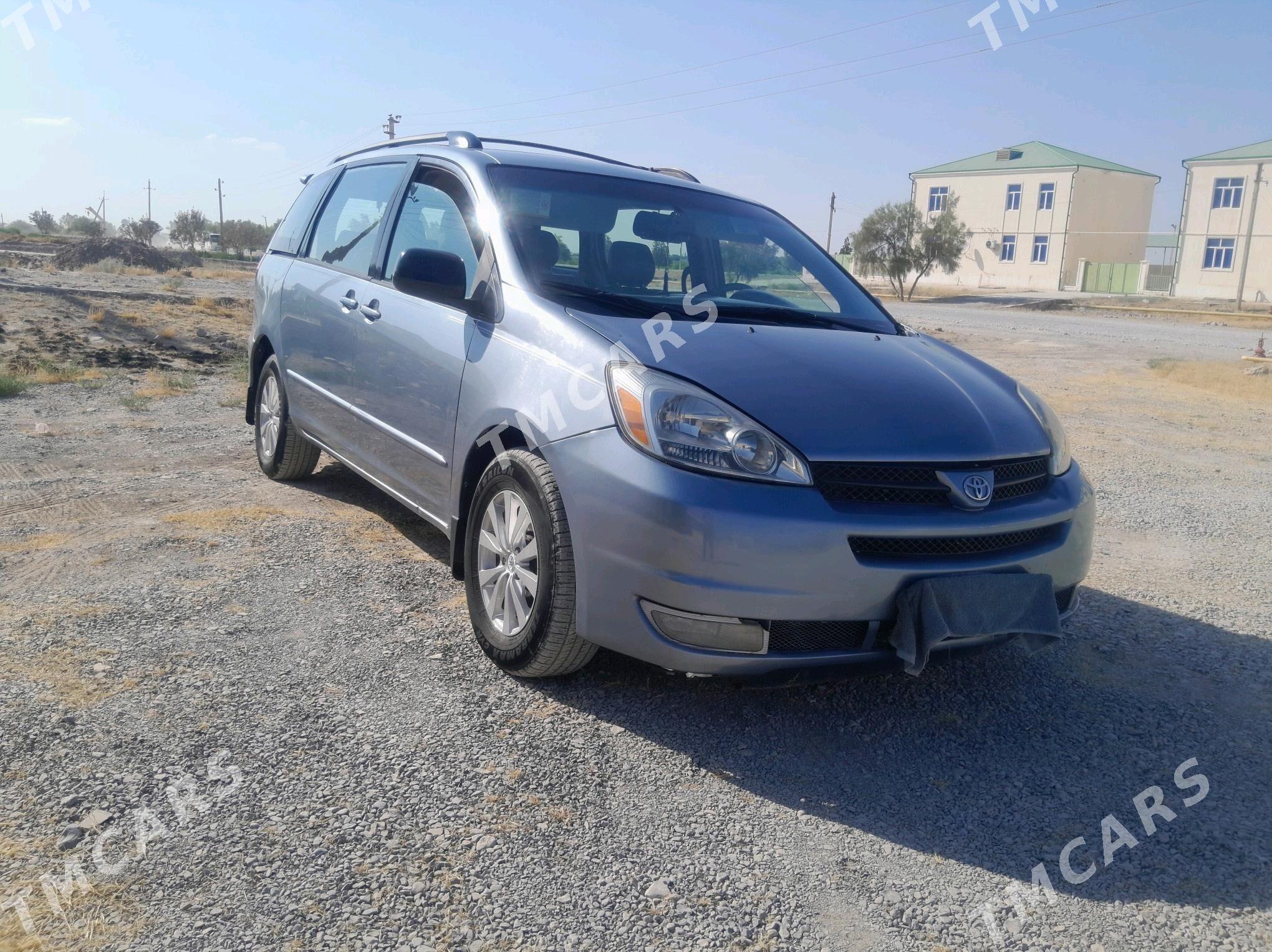 Toyota Sienna 2004 - 195 000 TMT - Халач - img 4