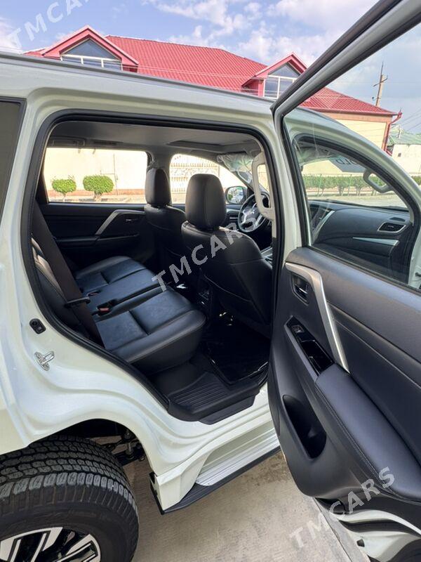 Mitsubishi Montero Sport 2023 - 595 000 TMT - Aşgabat - img 8