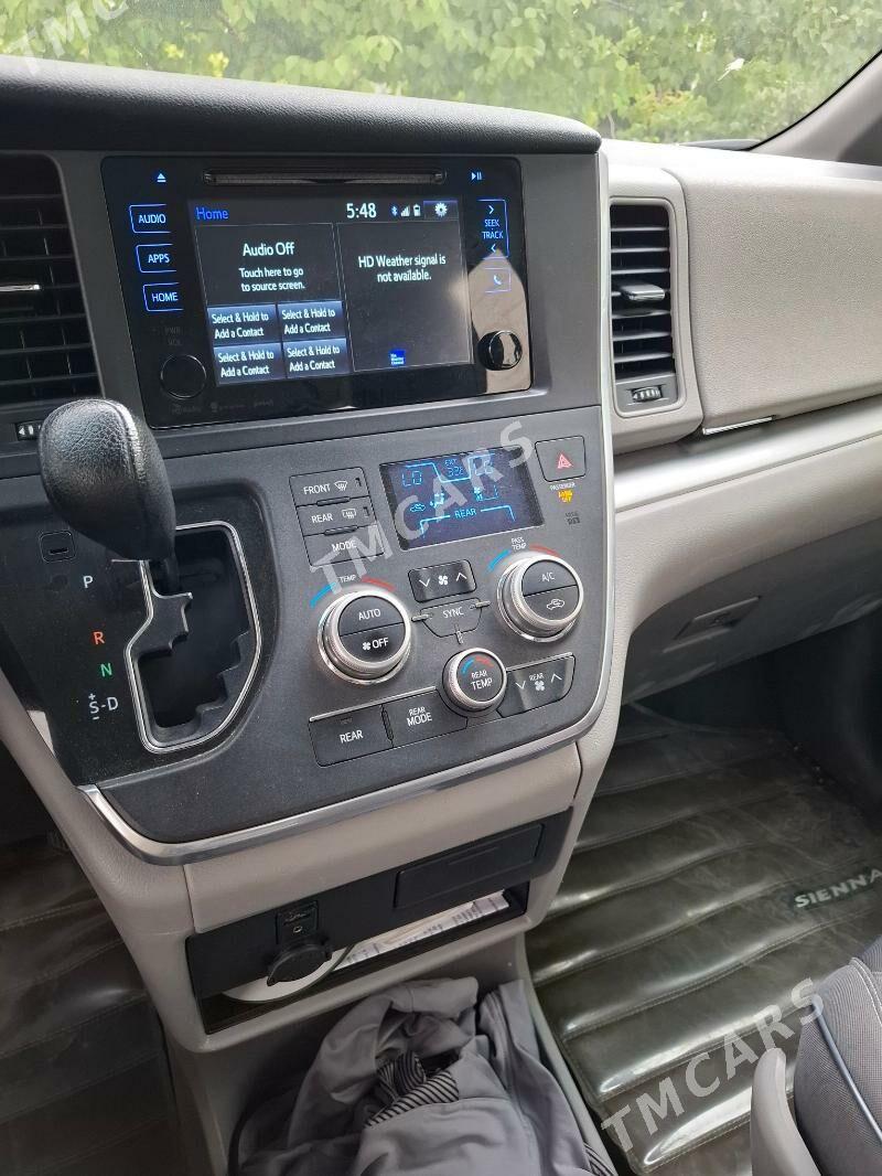 Toyota Sienna 2018 - 370 000 TMT - Ашхабад - img 5