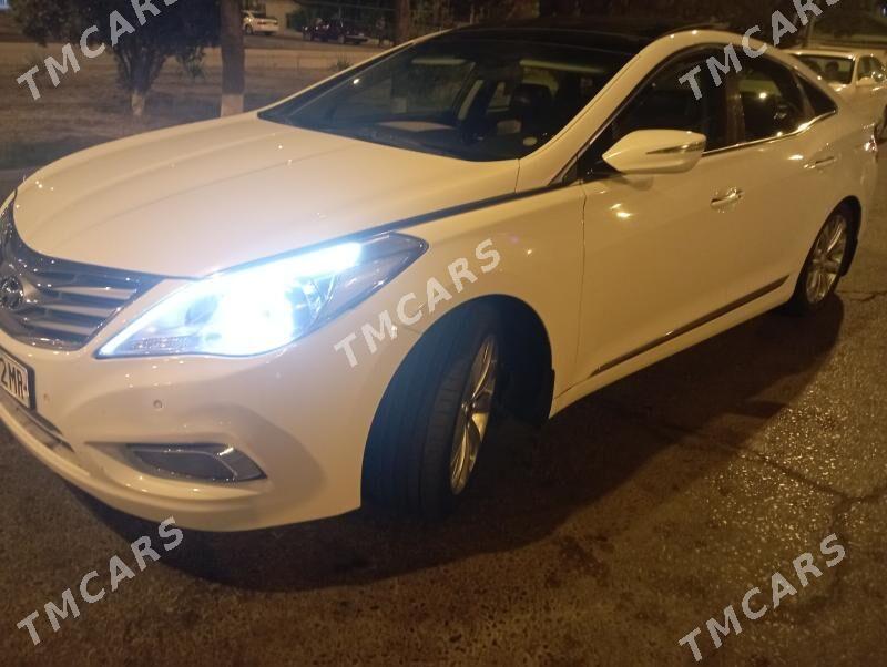 Hyundai Azera 2012 - 190 000 TMT - Мары - img 5