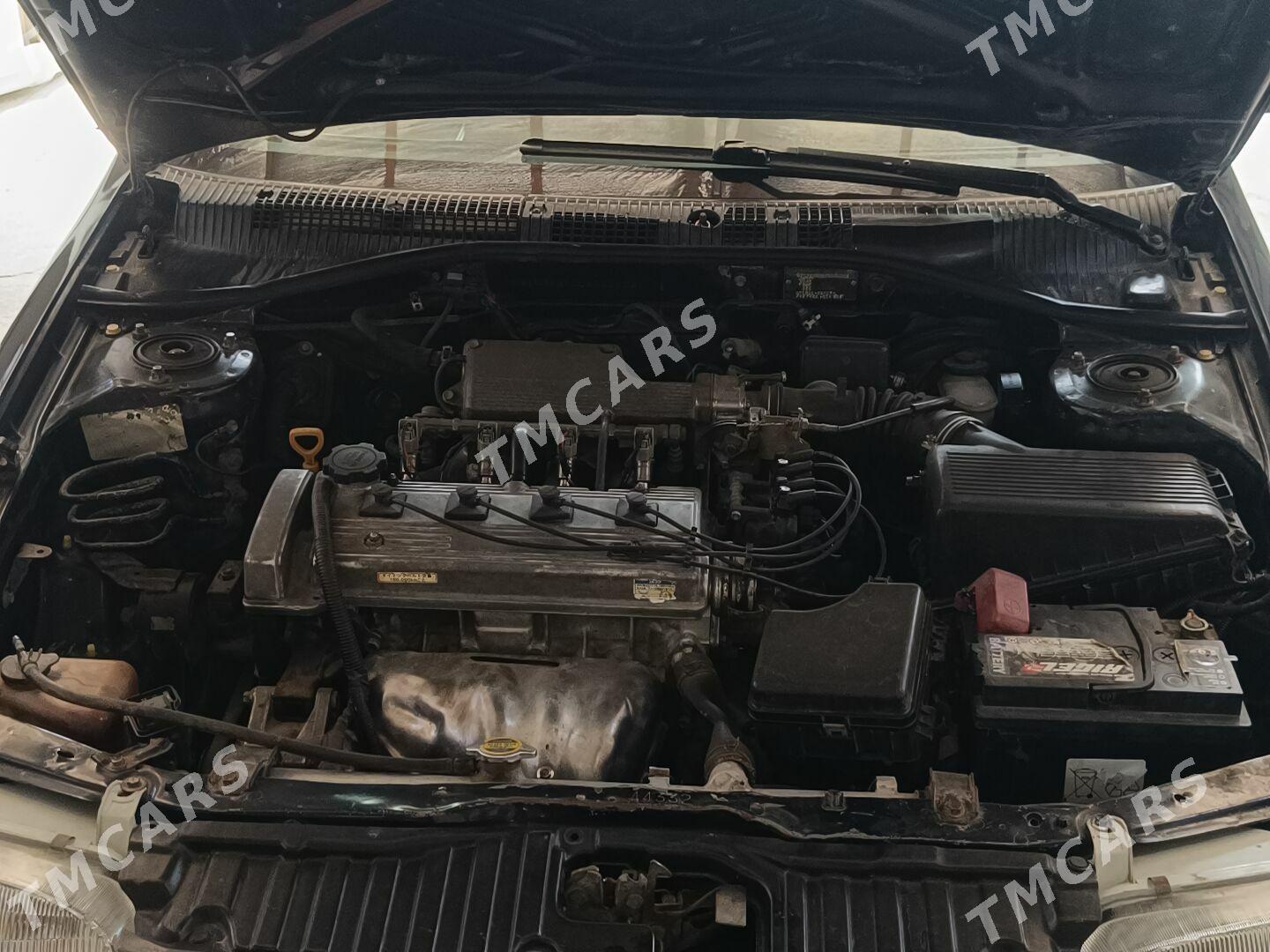 Toyota Carina 1994 - 68 000 TMT - Мары - img 3