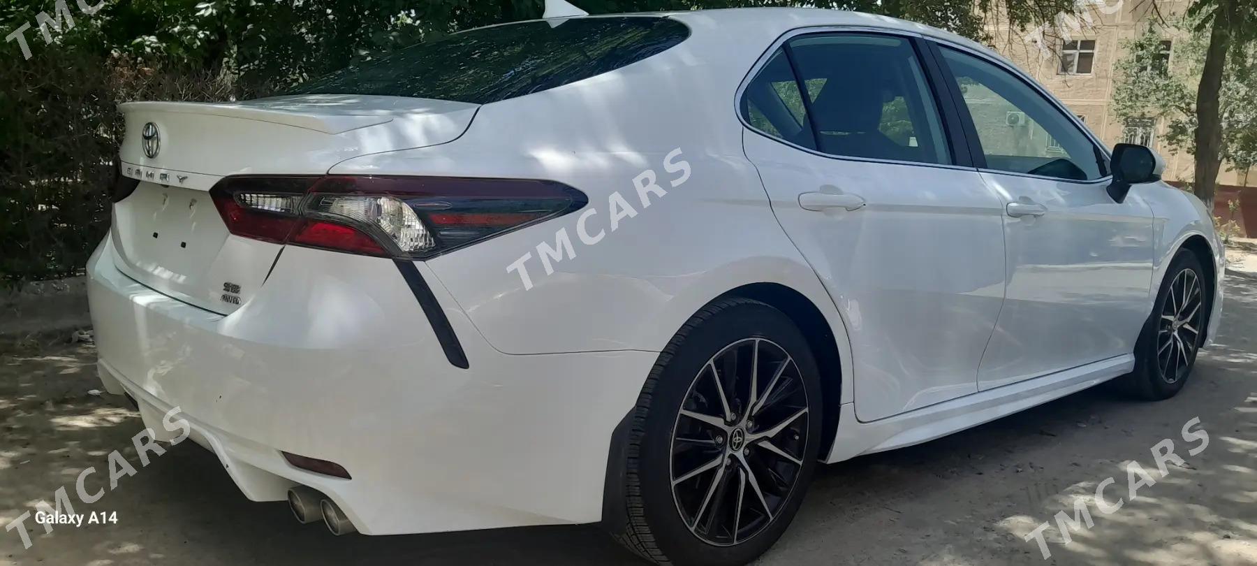 Toyota Camry 2021 - 310 000 TMT - Мары - img 3