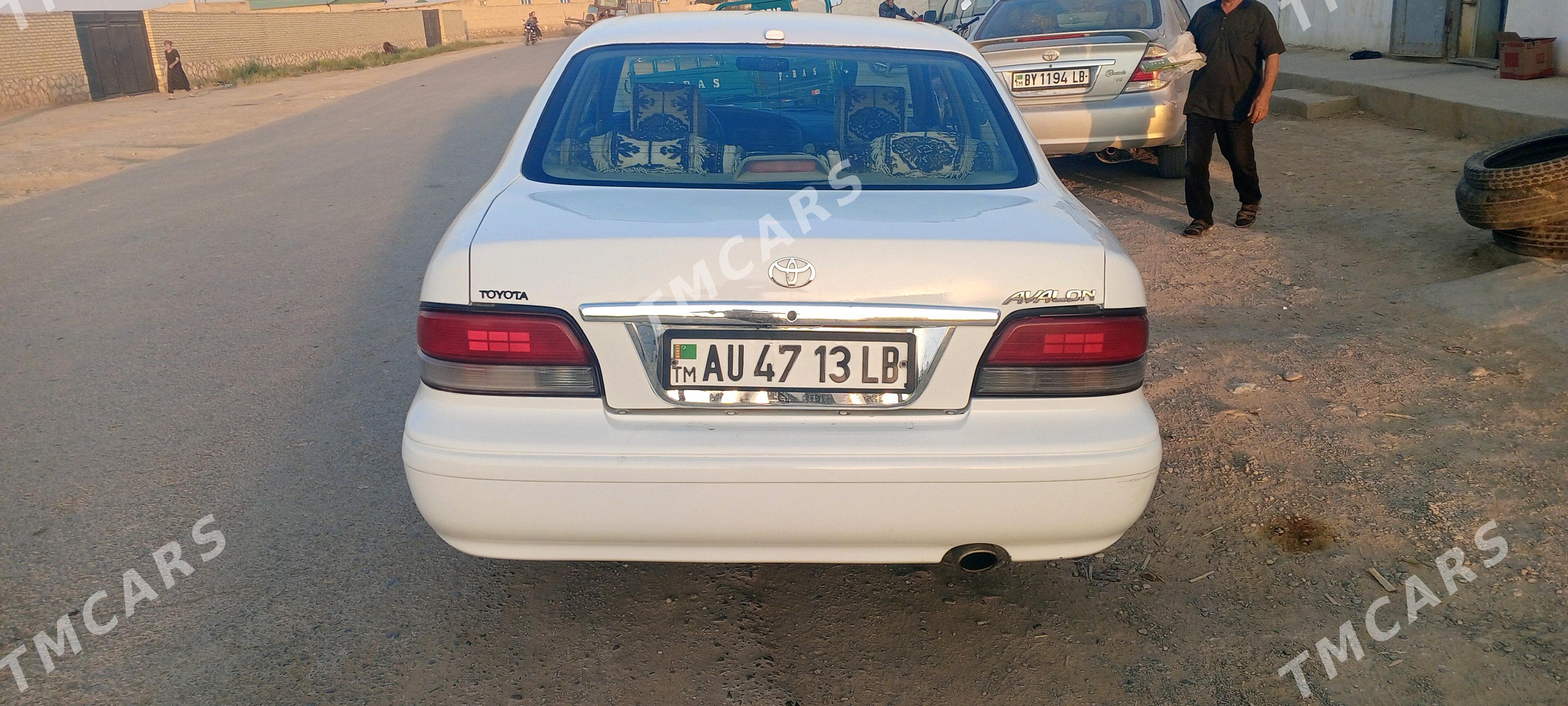 Toyota Avalon 1997 - 112 000 TMT - Чарджоу - img 3