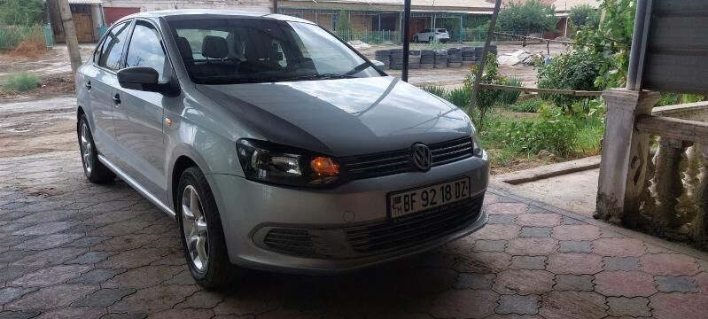 Volkswagen Polo 2013 - 120 000 TMT - Дашогуз - img 4