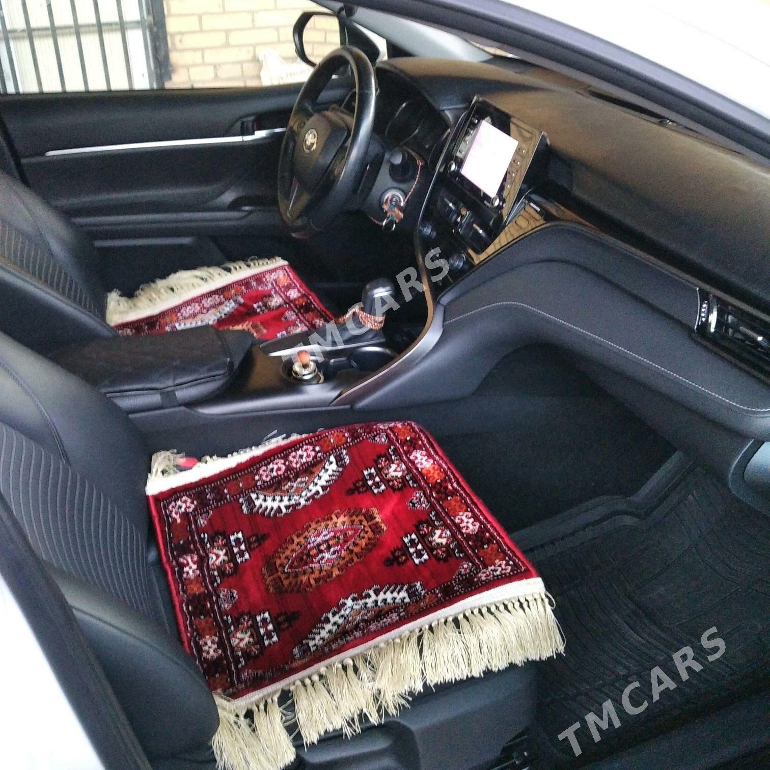 Toyota Camry 2021 - 350 000 TMT - Seýdi - img 4