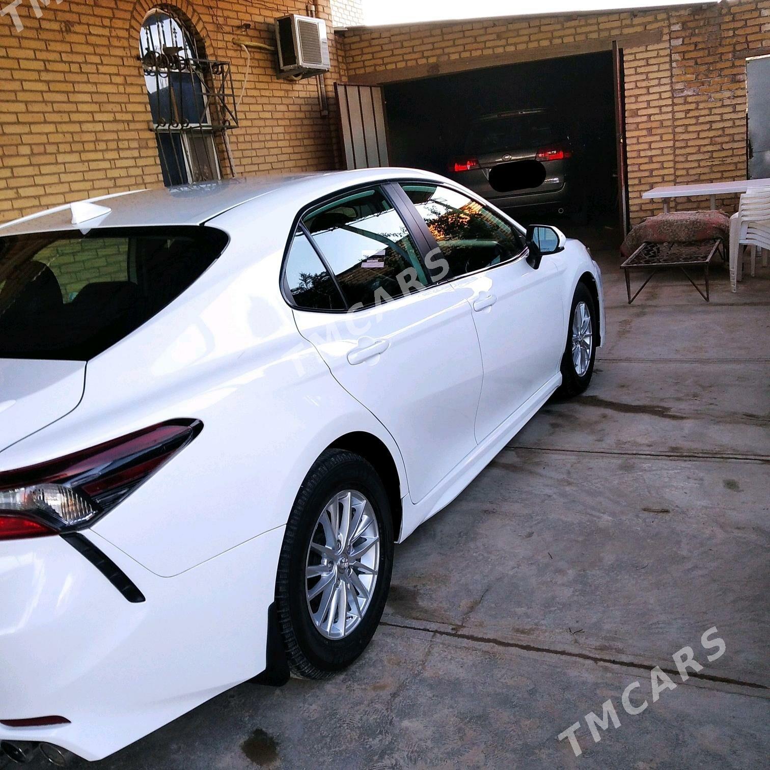 Toyota Camry 2021 - 350 000 TMT - Seýdi - img 3
