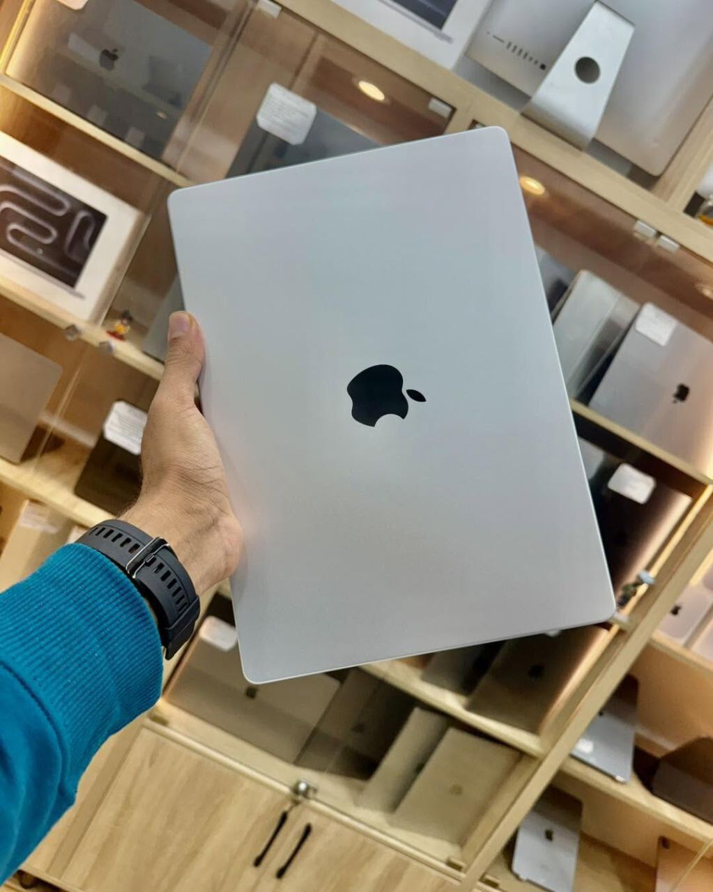 MacBook Pro M4 24Gb/1TB - Ашхабад - img 10
