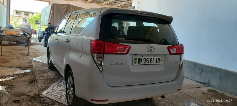 Toyota Innova 2020 - 250 000 TMT - Türkmenabat - img 2