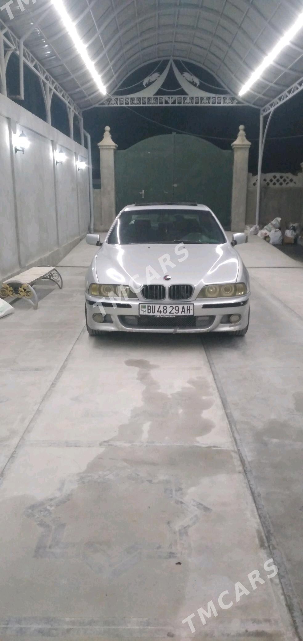 BMW 525 2002 - 90 000 TMT - Kaka - img 4