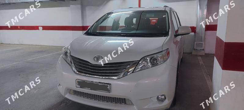 Toyota Sienna 2017 - 395 000 TMT - Ашхабад - img 4