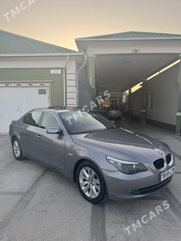 BMW E60 2004 - 169 000 TMT - Балканабат - img 2