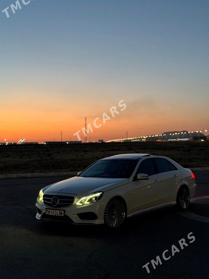 Mercedes-Benz E300 2015 - 400 000 TMT - Балканабат - img 4