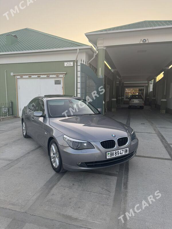 BMW E60 2004 - 169 000 TMT - Балканабат - img 9